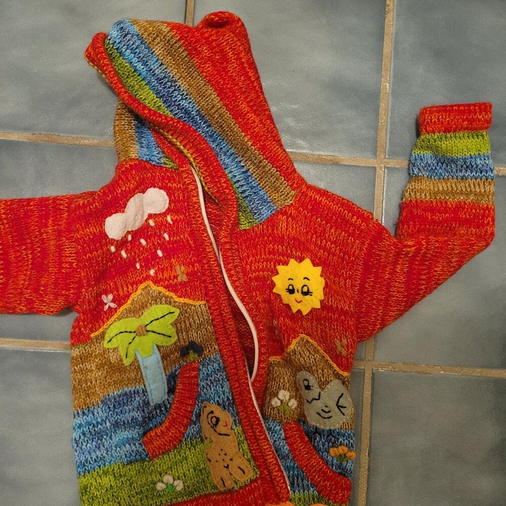 American South Side kids sweater, animal print. Zippered, hood.